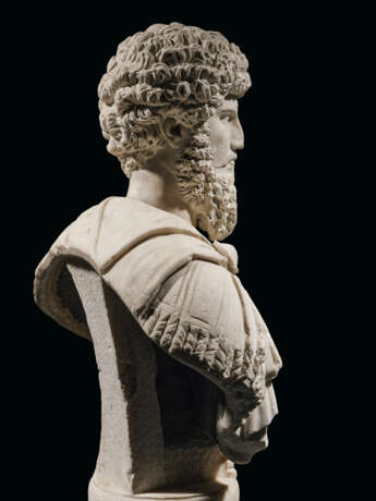A MONUMENTAL ROMAN MARBLE PORTRAIT BUST OF THE EMPEROR LUCIUS VERUS - фото 6