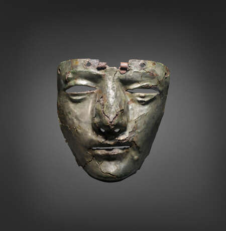 A ROMAN IRON AND TINNED BRASS MASK FROM A CAVALRY HELMET - фото 1