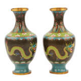 Paar Cloisonné Vasen. CHINA, 1. Hälfte 20. Jahrhundert. - Foto 4