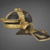 AN IMPORTANT ROMAN IRON, BRASS AND COPPER HELMET FOR JULIUS MANSUETUS, together with A DOLABRA - photo 8