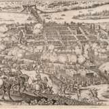 Merian, Matthäus "Frankfurt an der Oder aus der halben Vogelschau mit Belagerung", ca. 1650, Kupferstich, 23x35,5 cm, im Passepartout - Foto 1