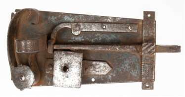 Barock-Türschloß, Eisen, mit Schnappfeder, offen, Korrosionsspuren, ca. 24,5x11,5 cm