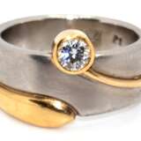 Ring, 950er Platin/750er GG, besetzt mit Brillant von 0,2 ct., TW/if, Juwelieranfertigung mit Zertifikat, ges. 12 g, RG 52 - photo 1