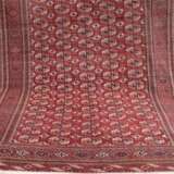 Teppich, Turkmen, ornamentales Muster auf rotem Grund, Kanten belaufen, 320x240 cm - Foto 1