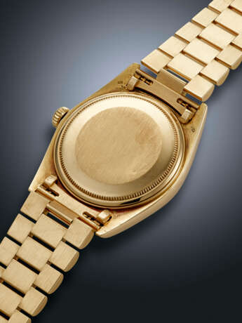 ROLEX, YELLOW GOLD 'DAY-DATE', WITH QABOOS SIGNATURE, REF. 1803 - photo 3