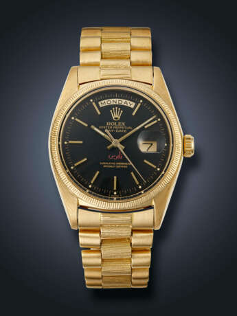 ROLEX, RARE YELLOW GOLD 'DAY-DATE', WITH QABOOS SIGNATURE, REF. 1807 - Foto 1