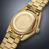 ROLEX, RARE YELLOW GOLD 'DAY-DATE', WITH QABOOS SIGNATURE, REF. 1807 - photo 3