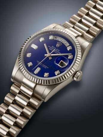 ROLEX, WHITE GOLD AND DIAMOND-SET 'DAY-DATE', WITH LAPIS LAZULI DIAL, REF. 118239 - Foto 2