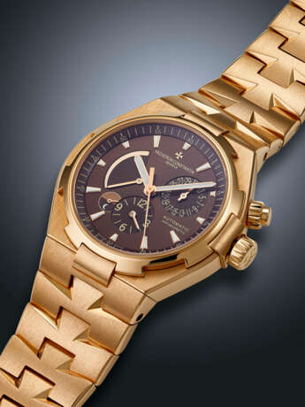 VACHERON CONSTANTIN, LIMITED EDITION PINK GOLD DUAL TIME 'OVERSEAS', NO. 2/250, REF. 47450/B01R - фото 2