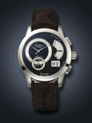 GLASHUTTE, LIMITED EDITION PLATINUM FLY-BACK CHRONOGRAPH 'PANOGRAPH FLY-BACK', NO. 137/200