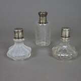 Drei Glasflakons mit Silbermontur - 2x Parfumflako… - фото 1