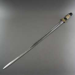 Schwert - gerade Rückenklinge mit flacher Kehlung,…