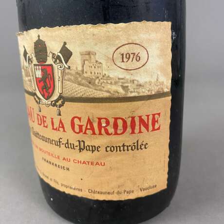 Weinkonvolut - 4 Flaschen Château de la Gardine, C… - photo 5