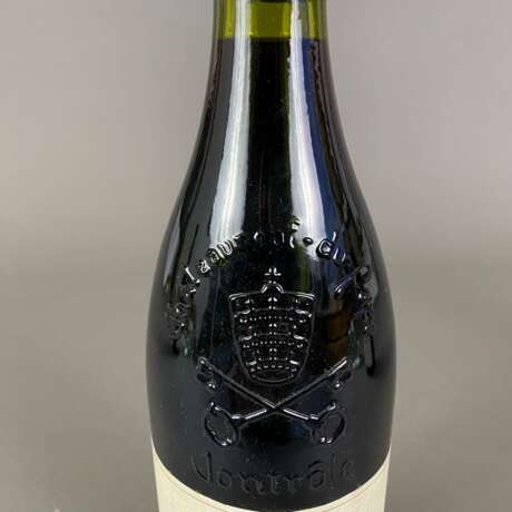 Weinkonvolut - 3 Flaschen 1986 Domaine de la Roque… - photo 6