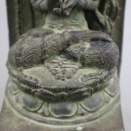 Prajnaparamita-Bodhisattva - Indonesien, Bronze, a… - photo 6