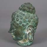 Kleiner Buddhakopf - Indien, Bronze mit grüner Pat… - фото 3
