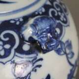 Blau-weiße Balustervase - China, späte Qing-Dynast… - фото 3