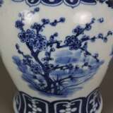 Blau-weiße Balustervase - China, späte Qing-Dynast… - photo 8
