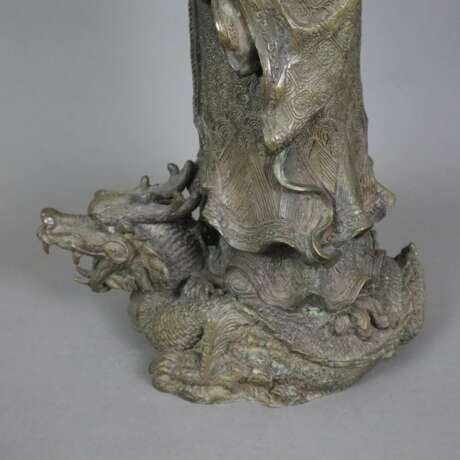 Figürliche Bronze „Lu“ - China, ausgehende Qing-Dy… - Foto 10