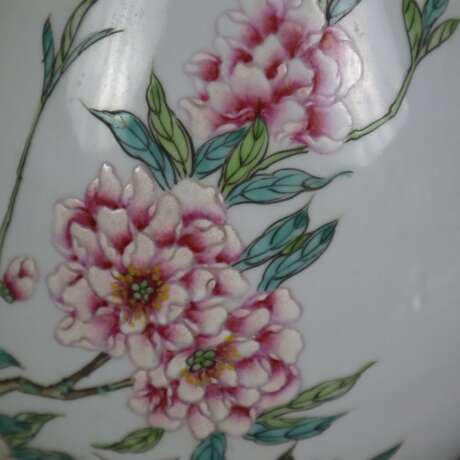 Famille Rose-Vase - China, "Yu hu chun ping"-Typus… - фото 4