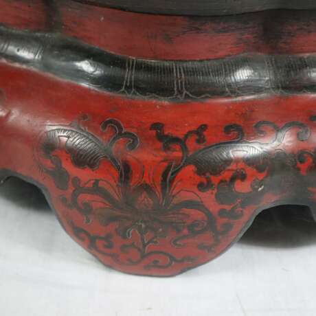 Rotlack-Tisch - China, Holz, geschnitzt, runde Tis… - photo 3