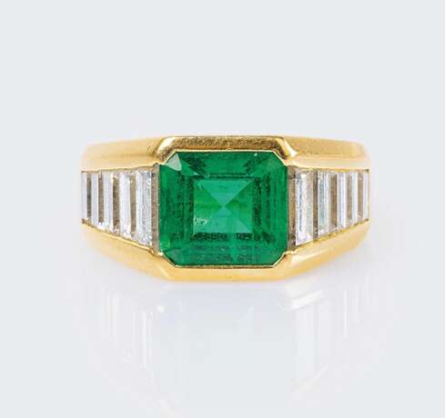 Hochfeiner Smaragd-Diamant-Ring. - photo 1