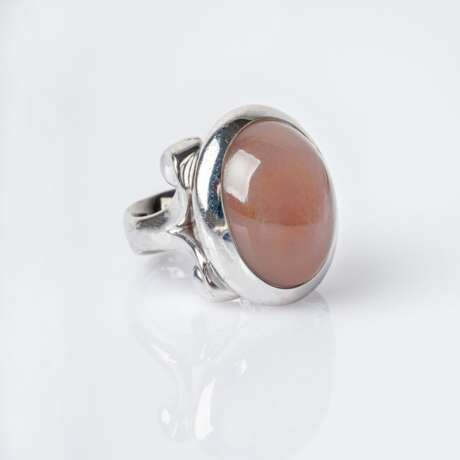 Tamara Comolli. Cocktail-Ring mit Mondstein-Cabochon. - photo 2