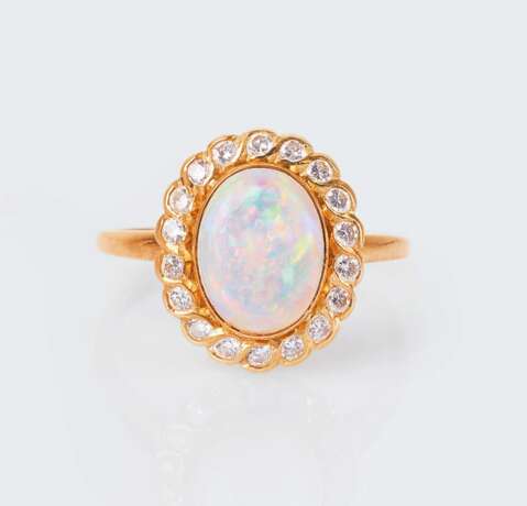 Opal-Brillant-Schmuckset: Anhänger mit Ring. - photo 2