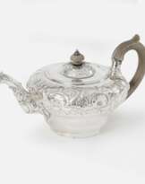 William Elliott London, erw. ab 1810. George IV Teekanne.