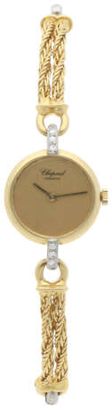 CHOPARD Classic, Gelbgold 18K, Durchmesser 18 mm, Gehäuse Zifferblatt Gelbgold, Mineralglas, Goldlünette, Werk Quarz, Gewicht 26.2 g, Band Fantasie-Diamant Band, Armumfang Bis 19 cm, Funktionen: 2 Zeiger, Zustand: Gut.Bedingung:* - photo 4