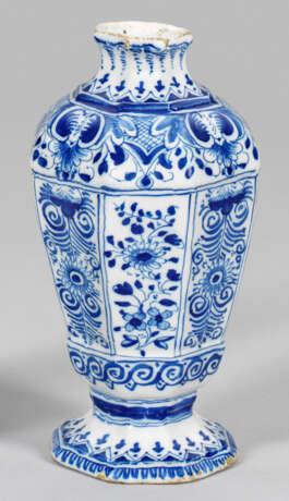 Vase - photo 1