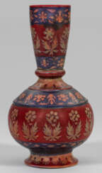 Zsolnay-Vase mit Eosin-Lüsterglasur und Lüsterdekor