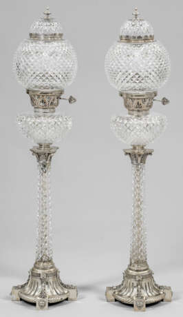 Paar große, dekorative Tischlampen im Empirestil - photo 1