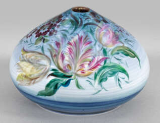 Unikat-Vase aus der Reihe "Künstlerische Blumenvariation"
