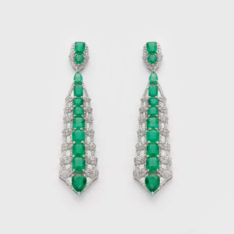 Paar glamouröse Sambia-Smaragd-Chandeliers - Foto 1