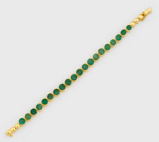 Dekoratives Smaragd-Armband - фото 1