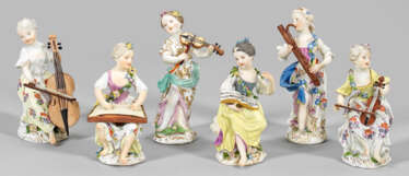 Sammlung von sechs Meissen Figuren aus der "Mädchenkapelle"