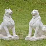 Paar Löwen als Gartenskulpturen - photo 1