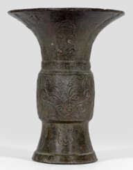 Chinesische Gu-Vase im archaischen Stil der Ming-Dynastie