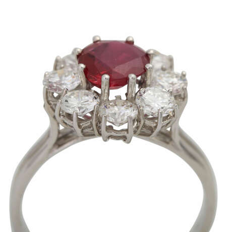 Ring mit 8 Brillanten, zusammen ca. 2 ct, FW(F-G)/VVS-VS, - Foto 5