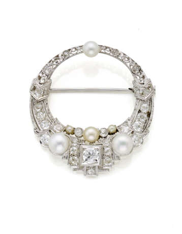 JANESICH | Diamond and pearl white gold brooch, di… - photo 1