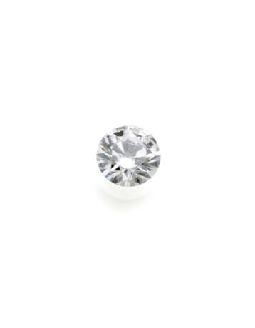 Round ct. 2.50 diamond. | | Appended diamond rep… - photo 1