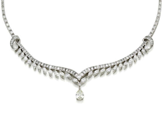 Baguette and navette diamond platinum necklace hol… - photo 2