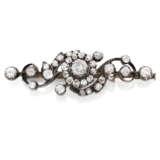 Old mine diamond and silver flower shaped brooch,… - Foto 1