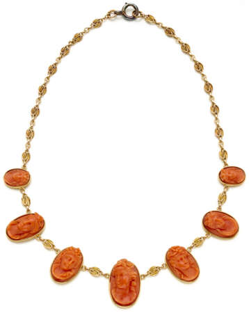 Orange carved coral cameo and yellow gold graduate… - фото 1