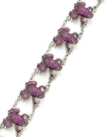 White gold chain bracelet with ruby set frog space… - photo 1