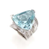 Triangular ct. 43/45 circa aquamarine and diamond… - фото 1