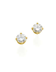 Round ct. 1.15 circa and ct. 1.20 circa diamond ye…