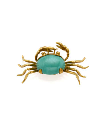 Oval cabochon turquoise and yellow gold crab shape… - photo 1