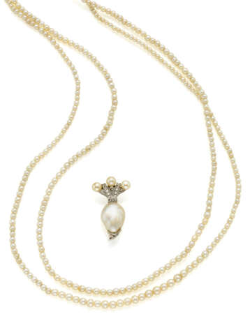 Seed pearl graduated necklace with a cm 2.40 circa… - photo 1